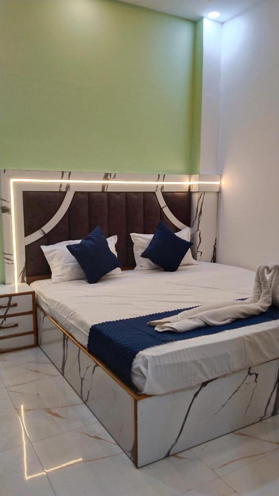 Guest house Nirvana Family Varanasi